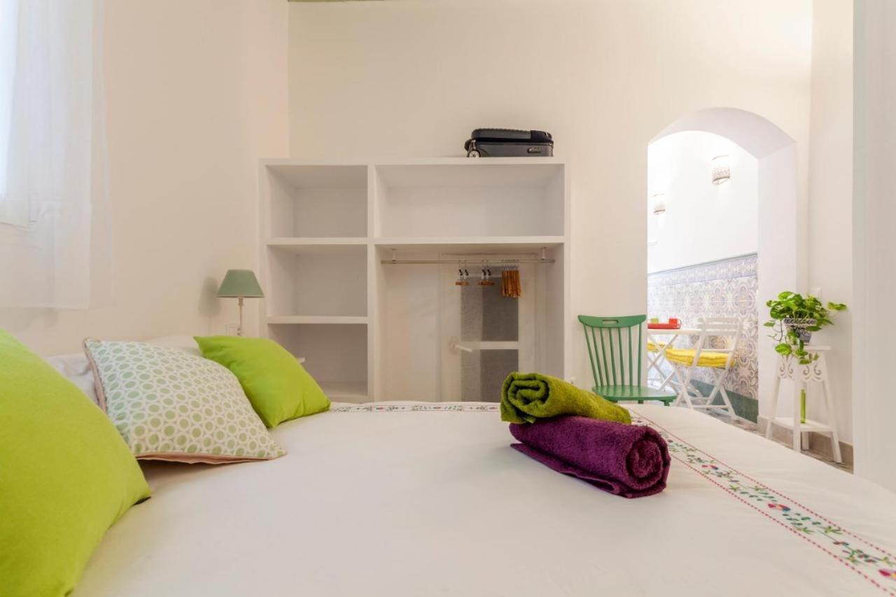 Wish Suite Pureza De Triana Sevilla Exterior foto