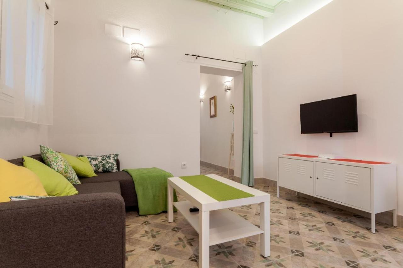 Wish Suite Pureza De Triana Sevilla Exterior foto